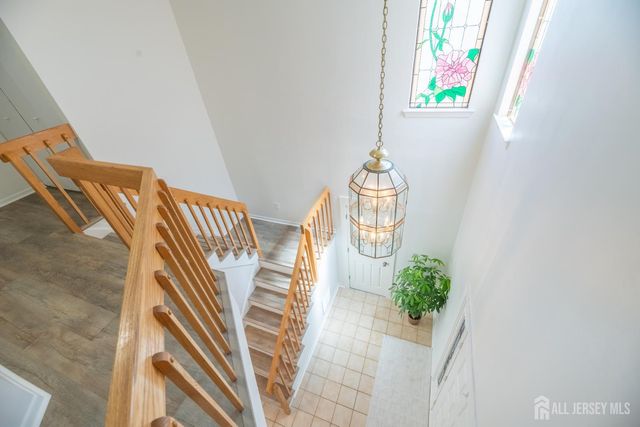 21 Carriage Place, Edison, NJ 08820
