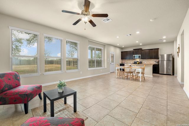 10443 Monicas Creek, Schertz, TX 78154