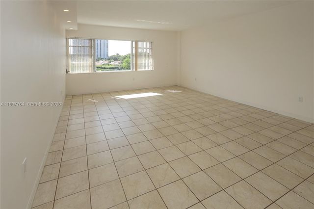1700 NE 105th Street 512, Miami Shores, FL 33138