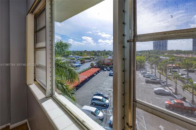 1700 NE 105th Street 512, Miami Shores, FL 33138