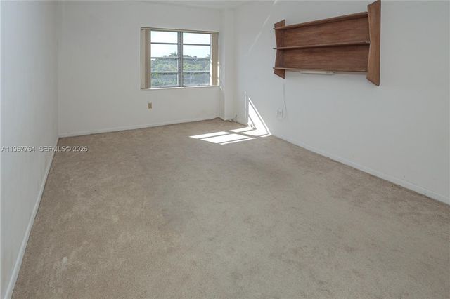 1700 NE 105th Street 512, Miami Shores, FL 33138
