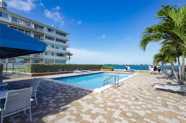 1700 NE 105th Street 512, Miami Shores, FL 33138