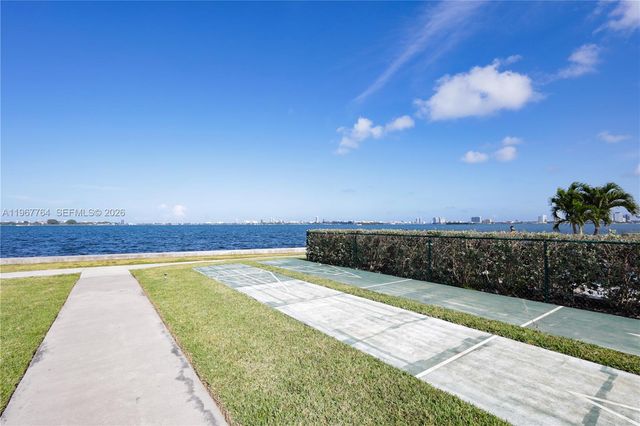 1700 NE 105th Street 512, Miami Shores, FL 33138
