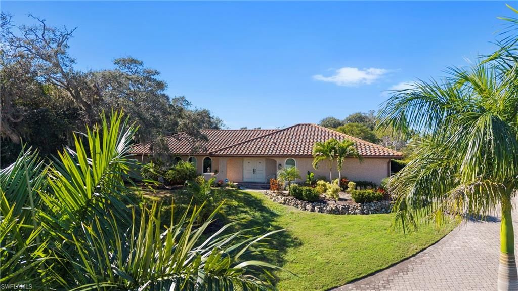 810 Scott DR, Marco Island, FL 34145