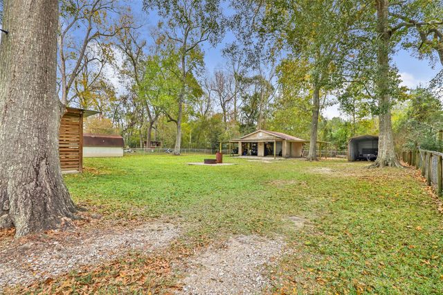 36 County Road 4535, Dayton, TX 77535
