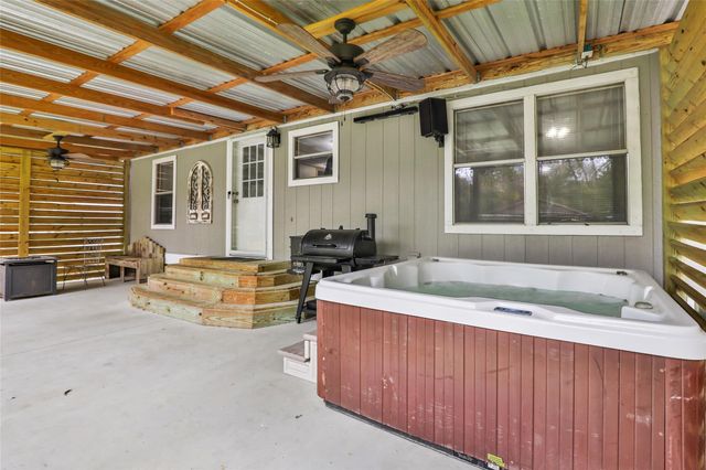 36 County Road 4535, Dayton, TX 77535