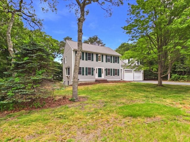 52 Barque Cir, Dennis, MA 02660