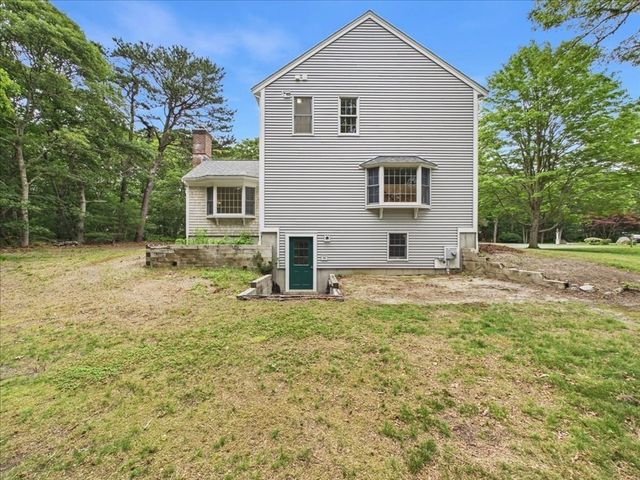 52 Barque Cir, Dennis, MA 02660