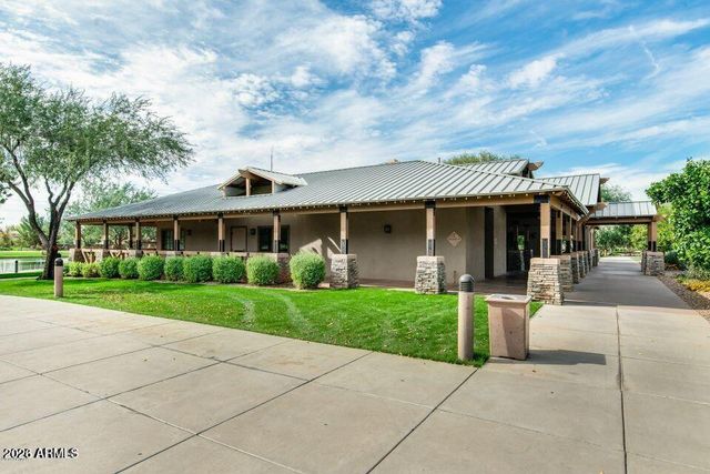 3467 S BANDIT Road, Gilbert, AZ 85297