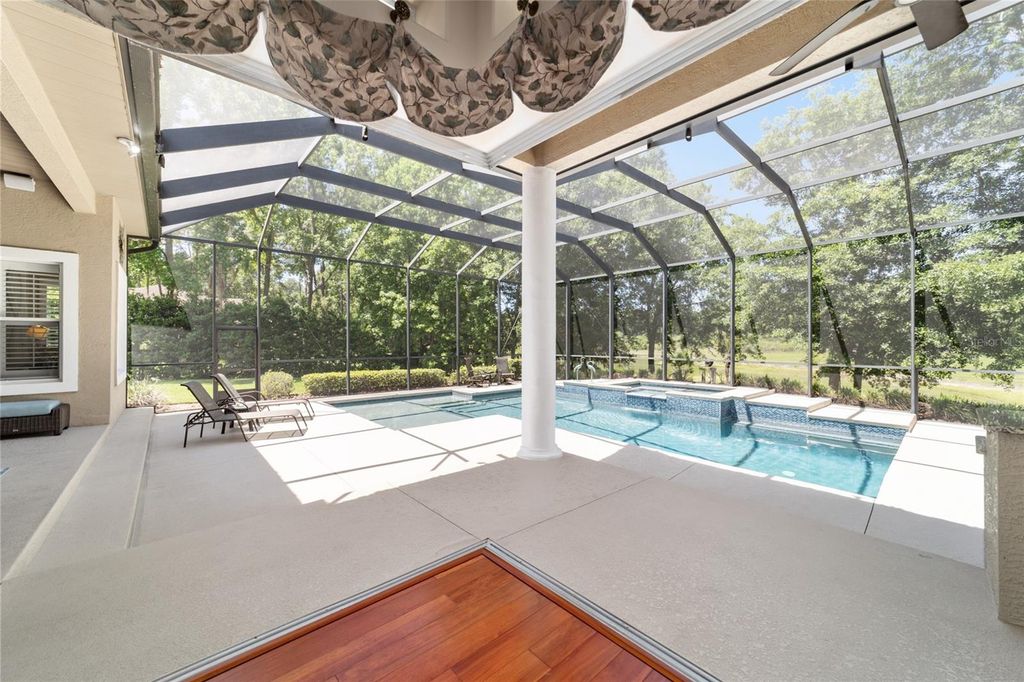 Image 11 of property listing at 4352 SE 6TH AVENUE, Ocala, FL 34480