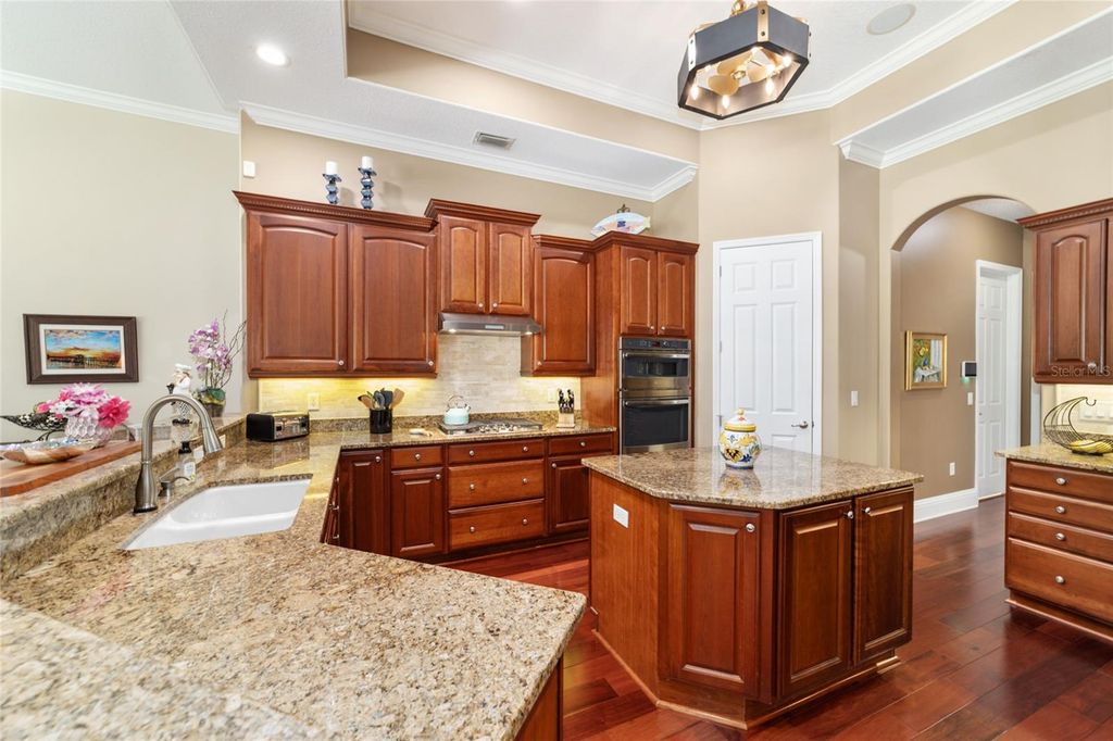 Image 17 of property listing at 4352 SE 6TH AVENUE, Ocala, FL 34480