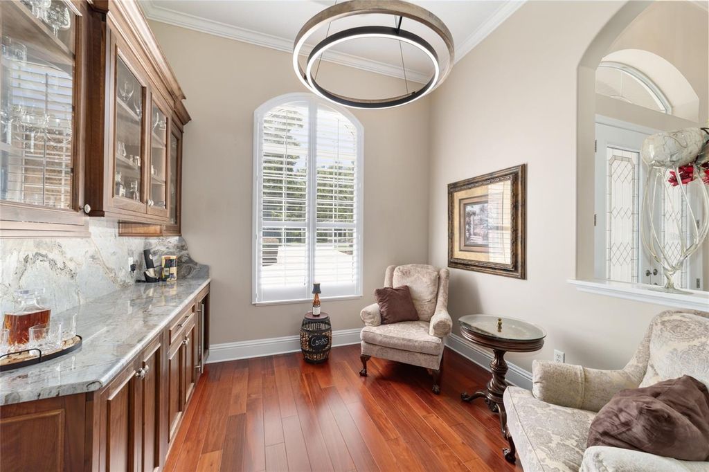 Image 6 of property listing at 4352 SE 6TH AVENUE, Ocala, FL 34480