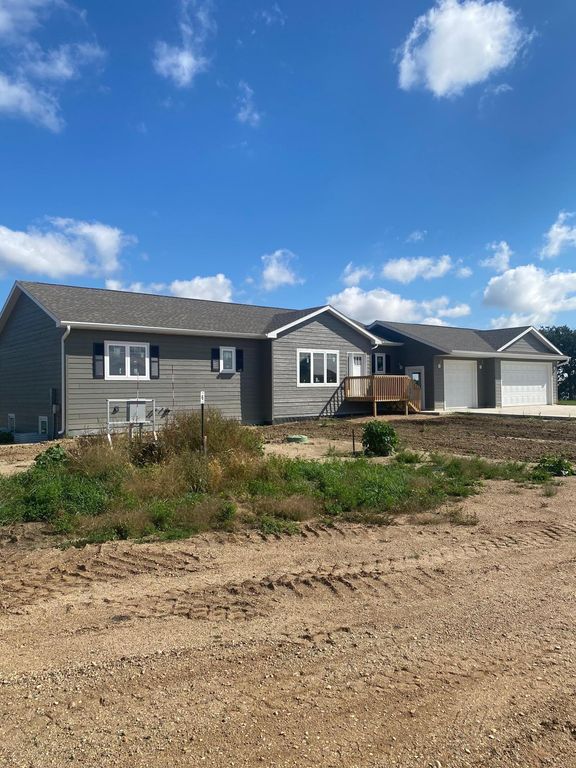 10 Pelican Point Drive, Garvin, MN 56132