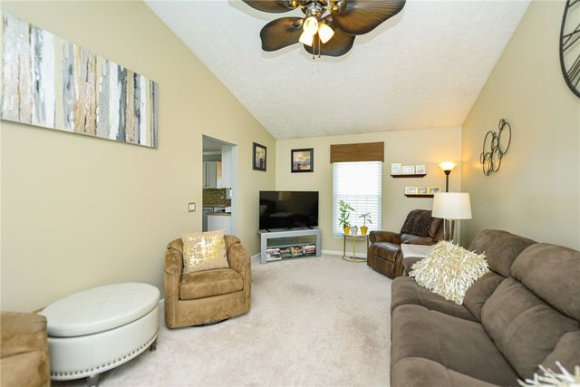 54 Redtail Run, Greece, NY 14612