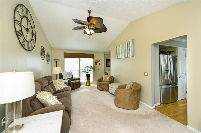 54 Redtail Run, Greece, NY 14612