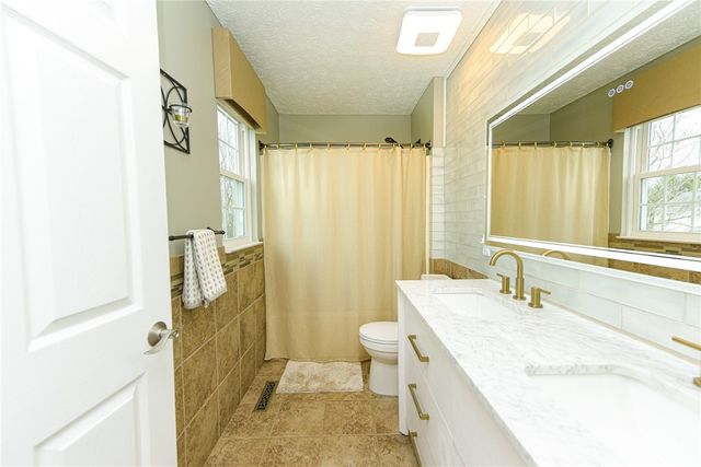 54 Redtail Run, Greece, NY 14612