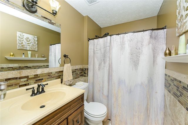 54 Redtail Run, Greece, NY 14612