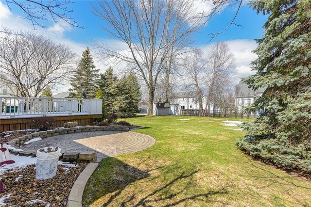 54 Redtail Run, Greece, NY 14612