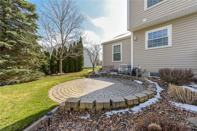 54 Redtail Run, Greece, NY 14612