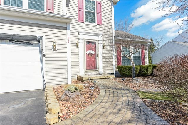 54 Redtail Run, Greece, NY 14612