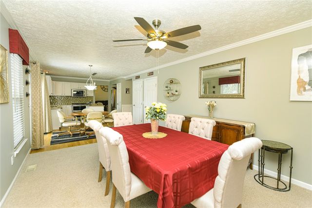 54 Redtail Run, Greece, NY 14612