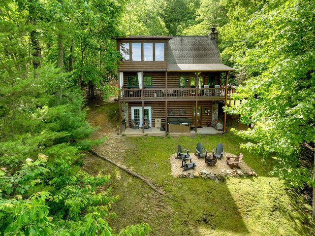 54 Channing Hollow, Morganton, GA 30560