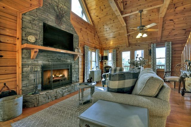 54 Channing Hollow, Morganton, GA 30560