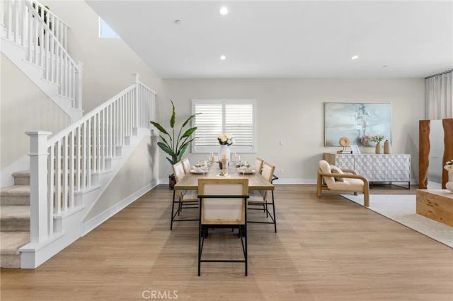 130 Tomahawk, Irvine, CA 92618
