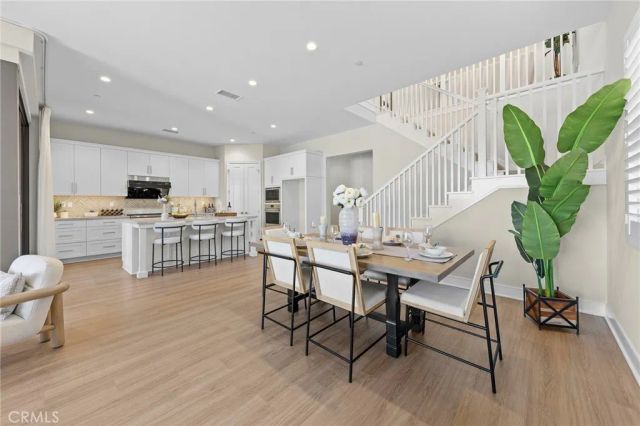 130 Tomahawk, Irvine, CA 92618