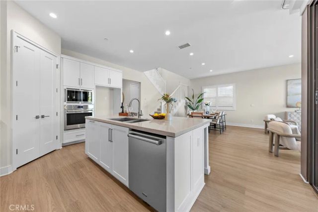 130 Tomahawk, Irvine, CA 92618