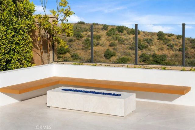 130 Tomahawk, Irvine, CA 92618