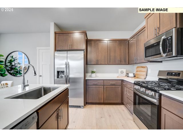 7334 Se Butternut Creek Pkwy, Hillsboro, OR 97123