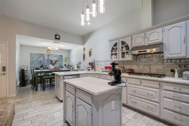 3405 Lauren Way, Flower Mound, TX 75028