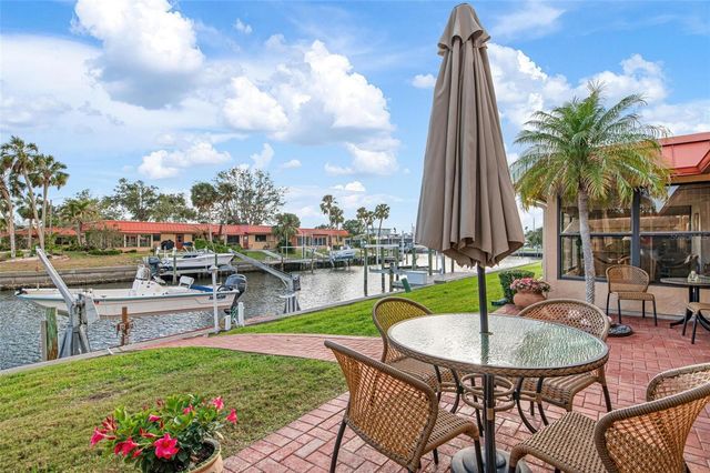 9527 AZURE COVE, Bradenton, FL 34210