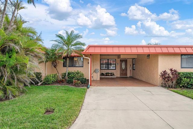 9527 AZURE COVE, Bradenton, FL 34210
