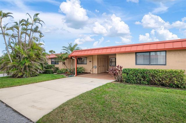 9527 AZURE COVE, Bradenton, FL 34210