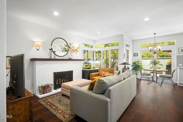 916 Calle Del Pacifico, Glendale, CA 91208