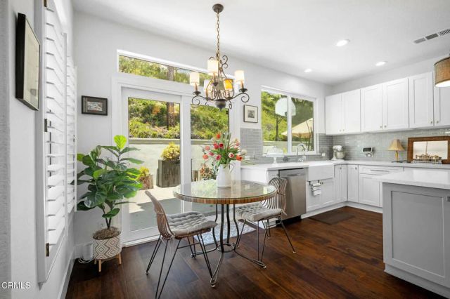 916 Calle Del Pacifico, Glendale, CA 91208