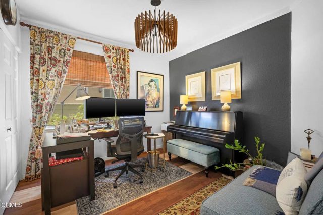 916 Calle Del Pacifico, Glendale, CA 91208