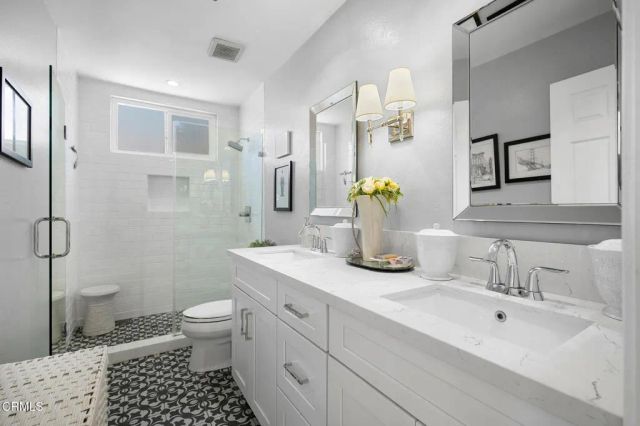 916 Calle Del Pacifico, Glendale, CA 91208