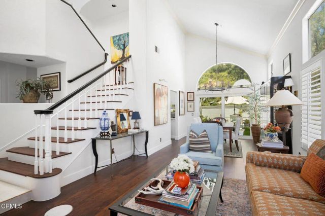 916 Calle Del Pacifico, Glendale, CA 91208