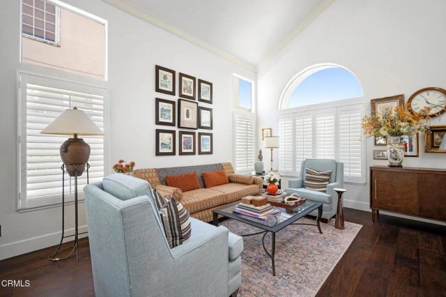 916 Calle Del Pacifico, Glendale, CA 91208