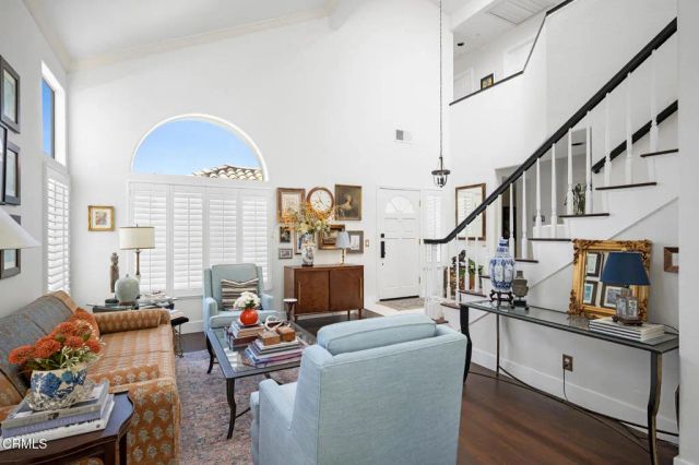 916 Calle Del Pacifico, Glendale, CA 91208