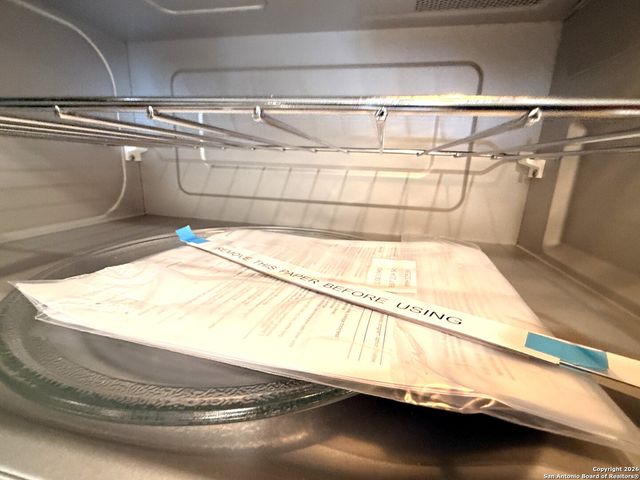 7325 Yucca Pl, San Antonio, TX 78253