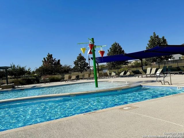 7325 Yucca Pl, San Antonio, TX 78253