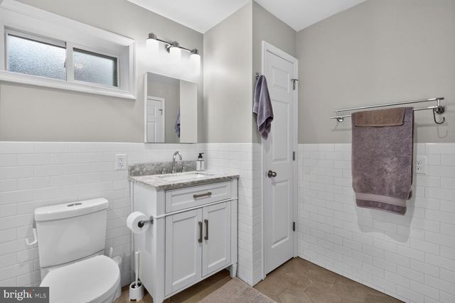 1112 KIRKLYNN AVE, Takoma Park, MD 20912