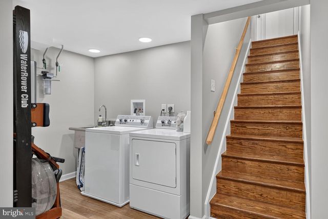 1112 KIRKLYNN AVE, Takoma Park, MD 20912