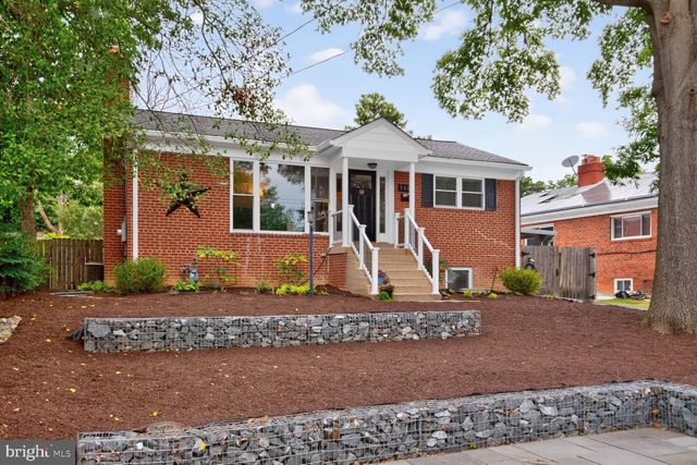1112 KIRKLYNN AVE, Takoma Park, MD 20912
