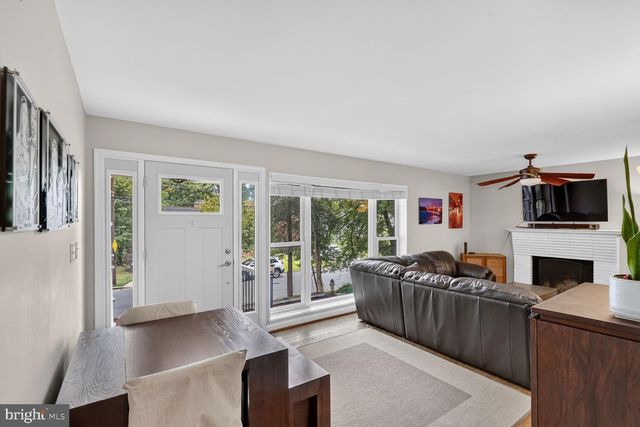 1112 KIRKLYNN AVE, Takoma Park, MD 20912