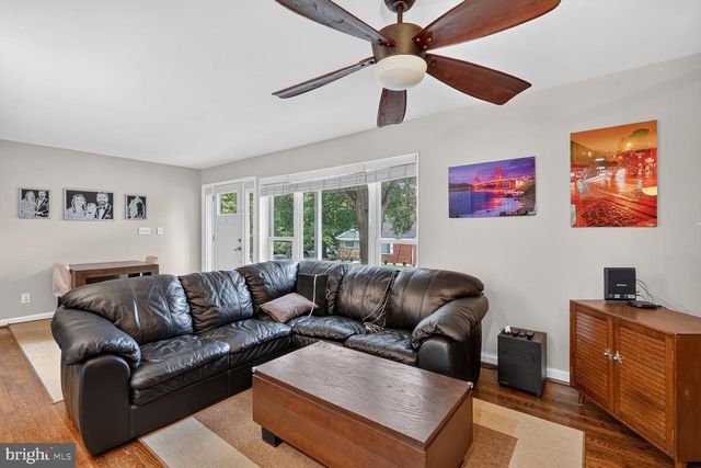 1112 KIRKLYNN AVE, Takoma Park, MD 20912